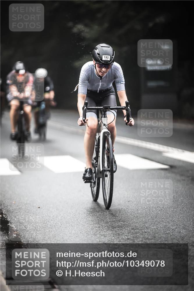 13.09.2026 - Stadtparktriathlon H.Heesch http://msf.ph/oto/10349078 13.09.2026 09:15:17 Radfahren 42, 101, 118, 125, 160, 192, 194, 197 meine-sportfotos.de