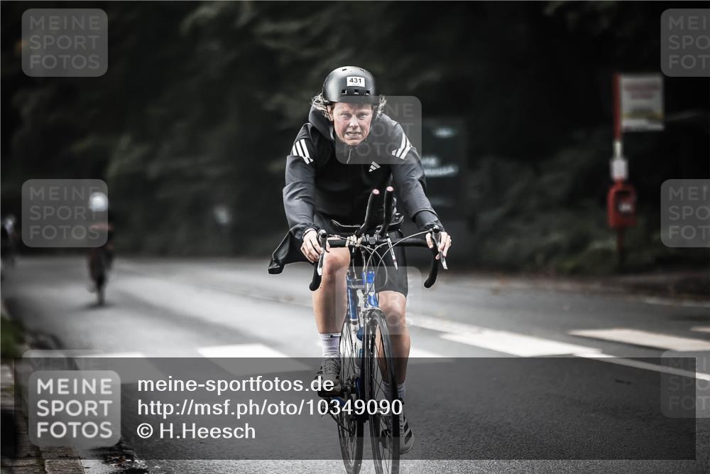 13.09.2026 - Stadtparktriathlon H.Heesch http://msf.ph/oto/10349090 13.09.2026 11:00:12 Radfahren 375, 431, 482, 489, 543, 660 meine-sportfotos.de