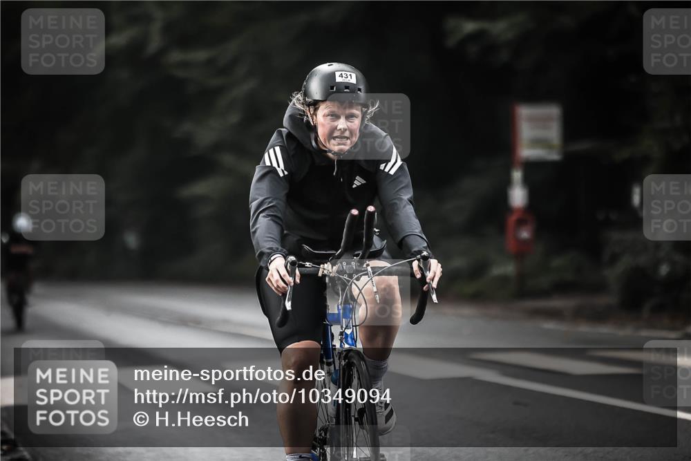 13.09.2026 - Stadtparktriathlon H.Heesch http://msf.ph/oto/10349094 13.09.2026 11:00:12 Radfahren 375, 431, 482, 489, 543, 660 meine-sportfotos.de