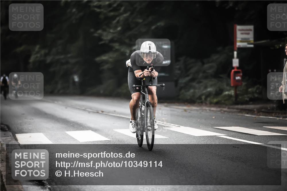 13.09.2026 - Stadtparktriathlon H.Heesch http://msf.ph/oto/10349114 13.09.2026 11:00:14 Radfahren 375, 431, 482, 489, 543, 660 meine-sportfotos.de