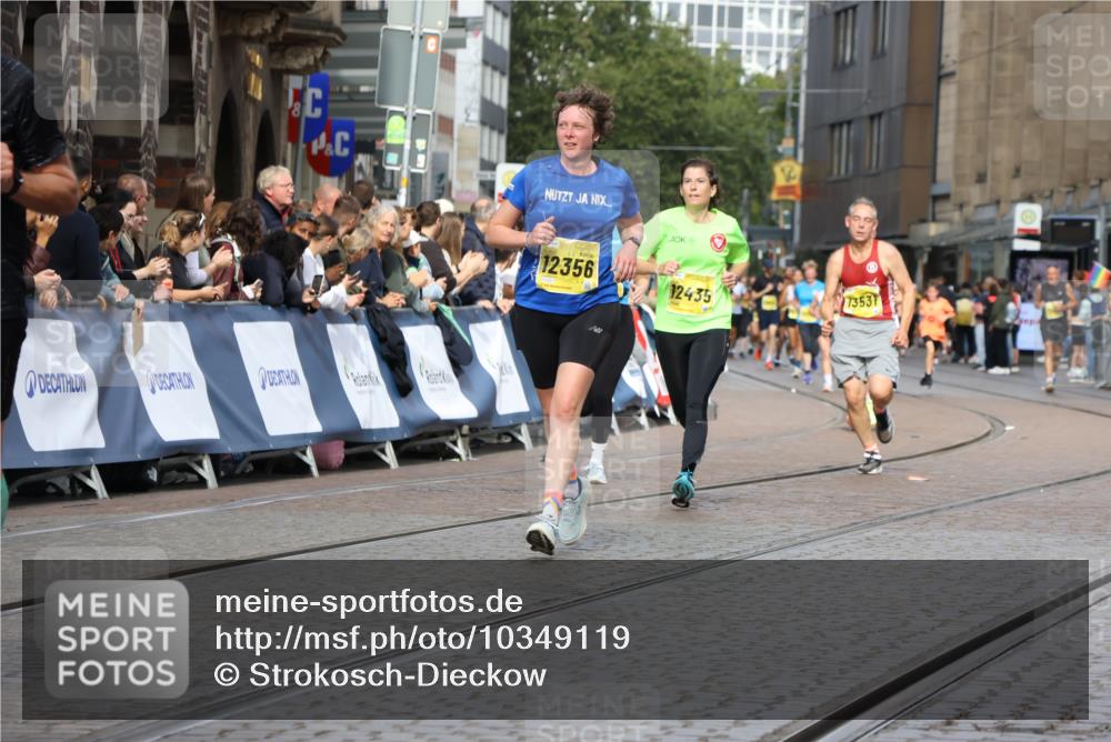 13.09.2026 - 21. swb-Marathon Bremen Strokosch-Dieckow http://msf.ph/oto/10349119 13.09.2026 10:54:05 Ziel 10141, 10174, 10222, 10227, 10255, 10478, 10684, 10685, 10708, 10838, 10845, 10905, 11242, 11446, 11489, 11502, 11596, 11950, 12119, 12331, 12341, 12405, 12492, 12515, 13597, 10359, 10577, 10749, 10996, 11099, 11118, 11329, 11361, 11476, 11765, 11843, 11989, 11998 meine-sportfotos.de