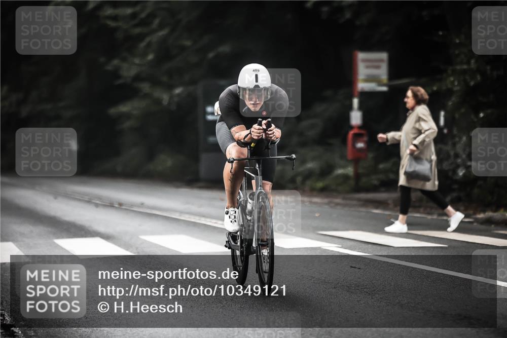 13.09.2026 - Stadtparktriathlon H.Heesch http://msf.ph/oto/10349121 13.09.2026 11:00:14 Radfahren 375, 431, 482, 489, 543, 660 meine-sportfotos.de