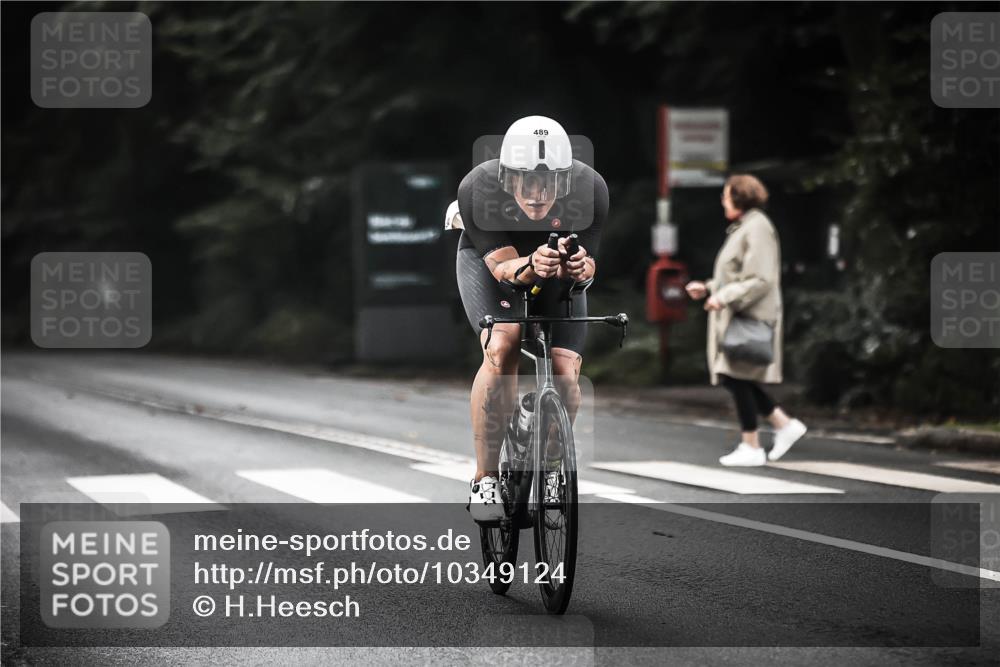 13.09.2026 - Stadtparktriathlon H.Heesch http://msf.ph/oto/10349124 13.09.2026 11:00:14 Radfahren 375, 431, 482, 489, 543, 660 meine-sportfotos.de