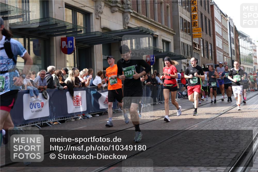 13.09.2026 - 21. swb-Marathon Bremen Strokosch-Dieckow http://msf.ph/oto/10349180 13.09.2026 13:31:11 Ziel 310, 922, 1600, 1627, 2244, 2602, 2707, 3152, 3343, 3392, 3396, 3579, 3858, 3859, 4258, 4273, 4477, 4692, 4889, 5375, 5426, 5504, 5720, 5765, 5979, 6039, 6147, 6581, 6968, 6971, 7001, 7032, 7296, 7608, 7812, 7941, 8035, 8042, 8205, 8239, 8339, 8342, 8364, 8495, 8522, 8726, 9147, 9155, 9293, 9822, 9903, 13066, 217, 244, 1189, 1398, 1479, 2244, 2513, 2802, 2902, 3360, 3762, 3800, 4251, 5600, 6307, 7198, 7760, 7798, 8543 meine-sportfotos.de