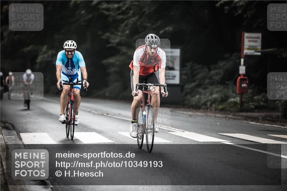 13.09.2026 - Stadtparktriathlon H.Heesch http://msf.ph/oto/10349193 13.09.2026 11:00:31 Radfahren 401, 471, 479, 569, 684 meine-sportfotos.de