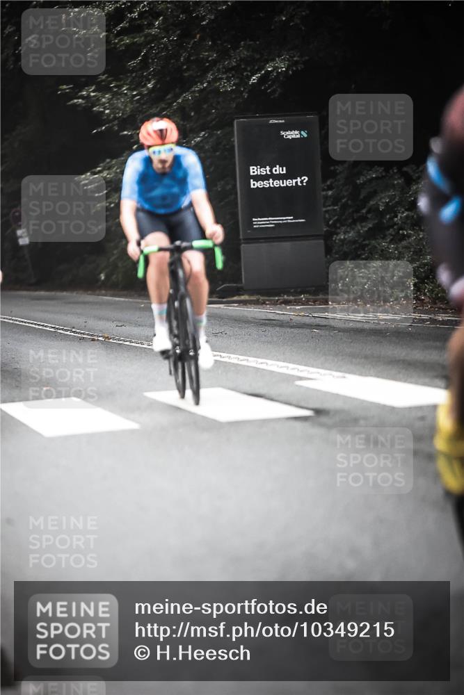 13.09.2026 - Stadtparktriathlon H.Heesch http://msf.ph/oto/10349215 13.09.2026 09:15:30 Radfahren 24, 54, 57, 71, 89, 97, 104, 117, 128, 147, 161, 162, 208 meine-sportfotos.de