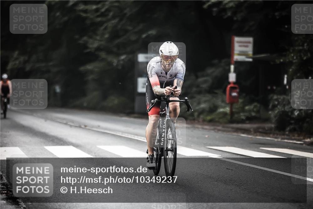 13.09.2026 - Stadtparktriathlon H.Heesch http://msf.ph/oto/10349237 13.09.2026 11:00:34 Radfahren 401, 471, 479, 569, 581, 663, 684 meine-sportfotos.de