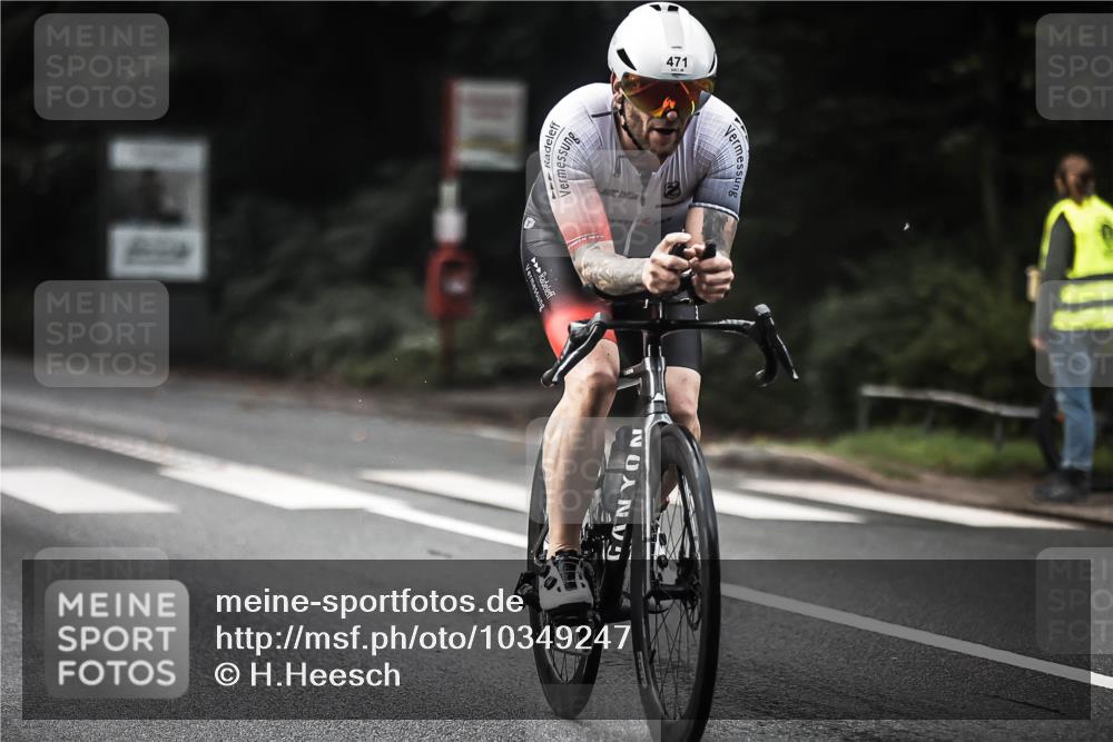 13.09.2026 - Stadtparktriathlon H.Heesch http://msf.ph/oto/10349247 13.09.2026 11:00:35 Radfahren 401, 471, 569, 581, 663, 684 meine-sportfotos.de