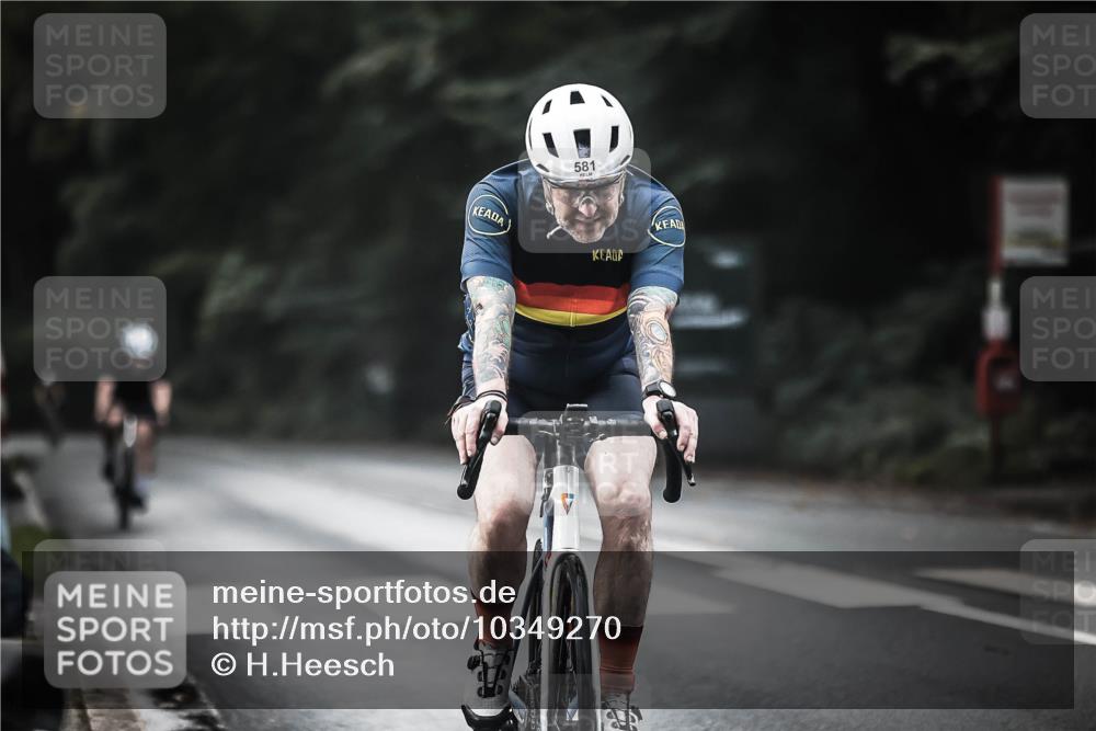 13.09.2026 - Stadtparktriathlon H.Heesch http://msf.ph/oto/10349270 13.09.2026 11:00:39 Radfahren 471, 533, 579, 581, 663 meine-sportfotos.de