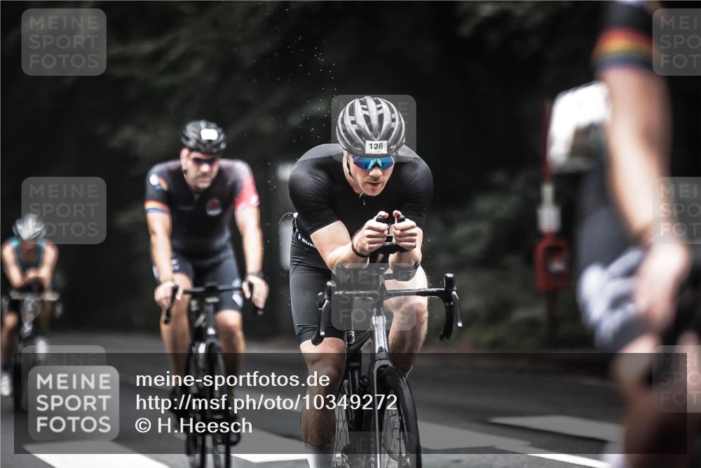 13.09.2026 - Stadtparktriathlon H.Heesch http://msf.ph/oto/10349272 13.09.2026 09:15:36 Radfahren 39, 97, 104, 117, 120, 128, 147, 161 meine-sportfotos.de