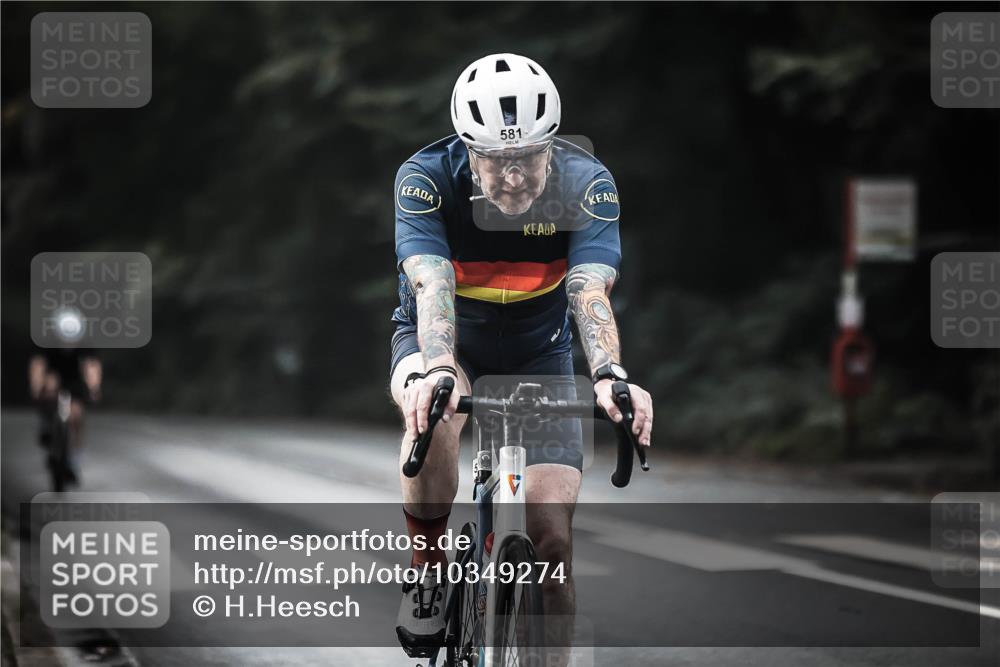 13.09.2026 - Stadtparktriathlon H.Heesch http://msf.ph/oto/10349274 13.09.2026 11:00:39 Radfahren 471, 533, 579, 581, 663 meine-sportfotos.de