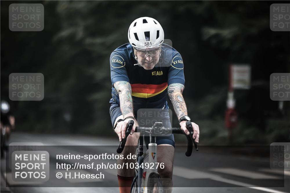13.09.2026 - Stadtparktriathlon H.Heesch http://msf.ph/oto/10349276 13.09.2026 11:00:40 Radfahren 471, 533, 579, 581, 663 meine-sportfotos.de