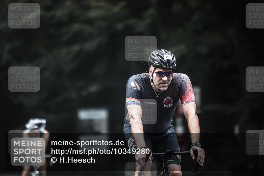 13.09.2026 - Stadtparktriathlon H.Heesch http://msf.ph/oto/10349280 13.09.2026 09:15:37 Radfahren 39, 97, 117, 120, 128, 147, 161 meine-sportfotos.de