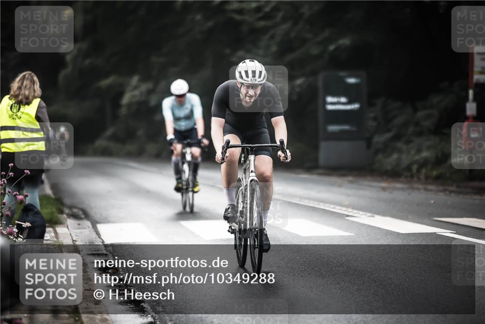 13.09.2026 - Stadtparktriathlon H.Heesch http://msf.ph/oto/10349288 13.09.2026 11:00:42 Radfahren 533, 579, 581, 663 meine-sportfotos.de