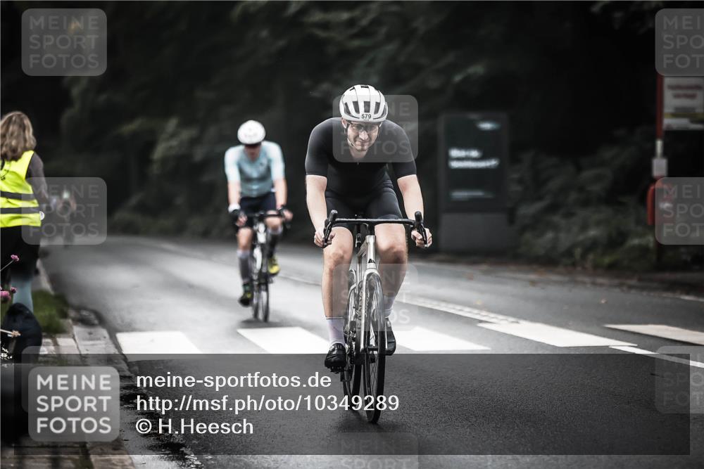 13.09.2026 - Stadtparktriathlon H.Heesch http://msf.ph/oto/10349289 13.09.2026 11:00:42 Radfahren 533, 579, 581, 663 meine-sportfotos.de
