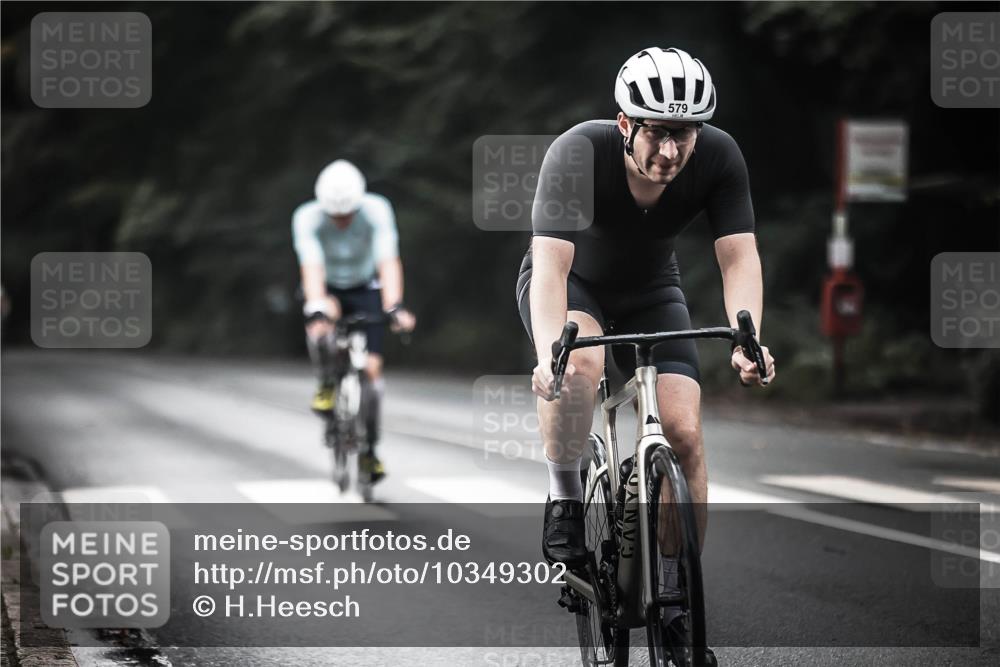 13.09.2026 - Stadtparktriathlon H.Heesch http://msf.ph/oto/10349302 13.09.2026 11:00:43 Radfahren 533, 579, 581, 663 meine-sportfotos.de