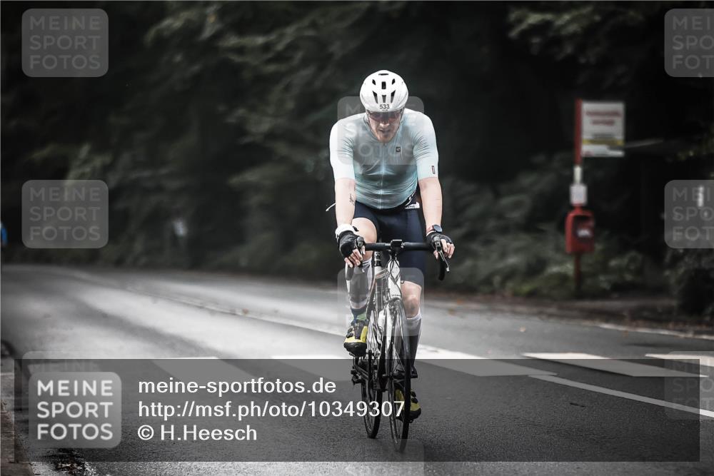 13.09.2026 - Stadtparktriathlon H.Heesch http://msf.ph/oto/10349307 13.09.2026 11:00:43 Radfahren 533, 579, 581, 663 meine-sportfotos.de