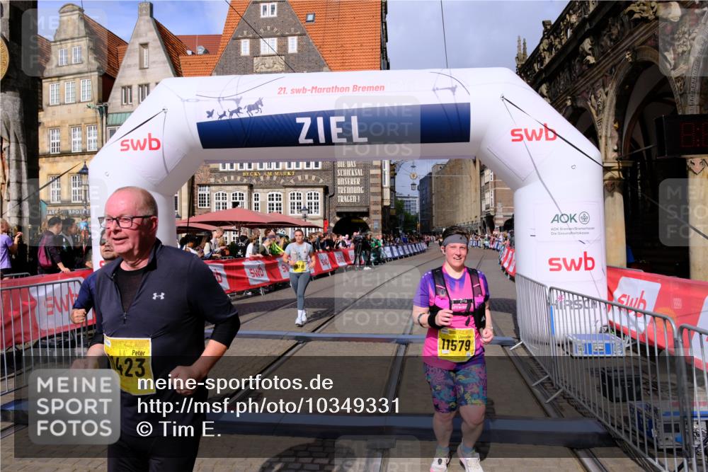 13.09.2026 - 21. swb-Marathon Bremen Tim E. http://msf.ph/oto/10349331 13.09.2026 11:22:42 Ziel 10710, 10968, 11423, 11579, 12444 meine-sportfotos.de