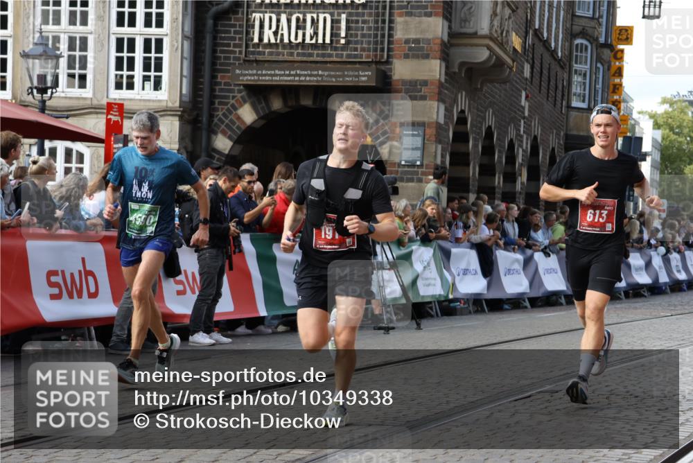 13.09.2026 - 21. swb-Marathon Bremen Strokosch-Dieckow http://msf.ph/oto/10349338 13.09.2026 13:29:04 Ziel 613, 722, 1914, 2276, 2851, 2891, 3348, 3419, 3444, 3665, 4102, 4564, 5267, 5531, 5691, 6817, 6914, 6955, 6957, 7134, 7263, 7527, 8938, 9176, 9562, 13012, 13174, 303, 394, 596, 651, 745, 1545, 1823, 2023, 2070, 2867, 3796, 3846, 3912, 4590, 5036, 6030, 7149, 7361, 7860, 8066, 8338, 9249, 9661, 10128 meine-sportfotos.de