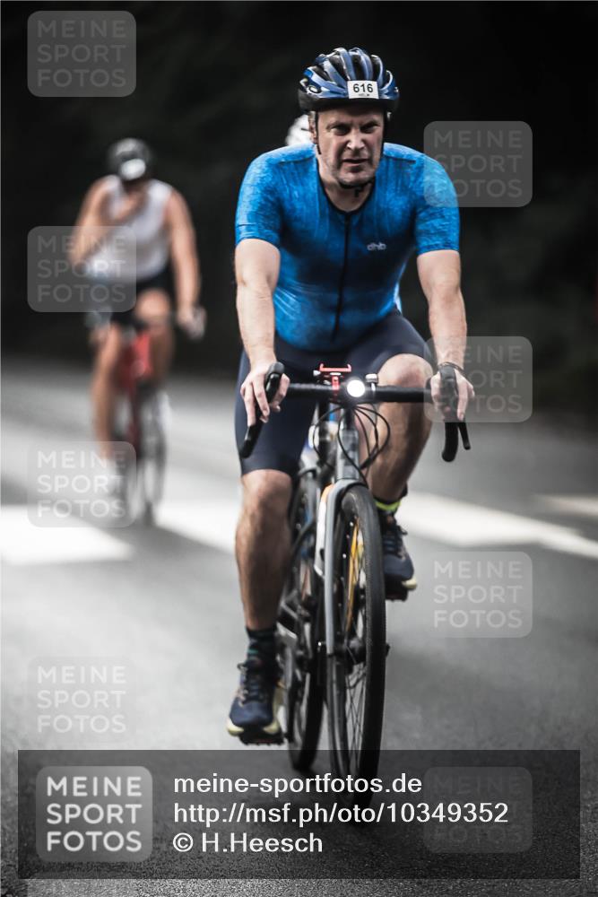 13.09.2026 - Stadtparktriathlon H.Heesch http://msf.ph/oto/10349352 13.09.2026 11:00:54 Radfahren 423, 484, 504, 566, 593, 616, 625, 647 meine-sportfotos.de