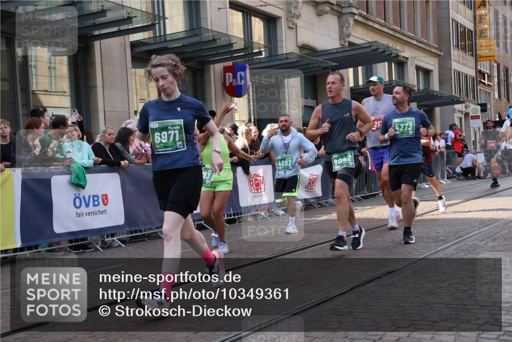 13.09.2026 - 21. swb-Marathon Bremen Strokosch-Dieckow http://msf.ph/oto/10349361 13.09.2026 13:31:16 Ziel 310, 922, 1600, 1627, 2602, 2707, 3115, 3152, 3239, 3244, 3343, 3392, 3579, 3858, 3859, 4164, 4258, 4273, 4692, 4889, 5375, 5426, 5504, 5765, 5899, 5979, 6039, 6062, 6100, 6147, 6193, 6213, 6581, 6602, 6968, 6971, 7001, 7032, 7260, 7608, 7941, 7964, 8042, 8078, 8166, 8205, 8206, 8239, 8339, 8364, 8495, 8522, 9033, 9155, 9293, 9568, 9903, 9914, 13151, 217, 1189, 1398, 1479, 2244, 2513, 2802, 2902, 3360, 3396, 3762, 3800, 4477, 6307, 7198, 7760, 7798, 8543 meine-sportfotos.de