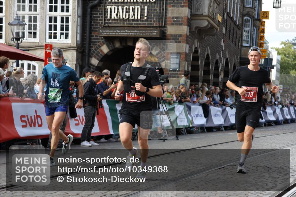 13.09.2026 - 21. swb-Marathon Bremen Strokosch-Dieckow http://msf.ph/oto/10349368 13.09.2026 13:29:04 Ziel 613, 722, 1914, 2276, 2851, 2891, 3348, 3419, 3444, 3665, 4102, 4564, 5267, 5531, 5691, 6817, 6914, 6955, 6957, 7134, 7263, 7527, 8938, 9176, 9562, 13012, 13174, 303, 394, 596, 651, 745, 1545, 1823, 2023, 2070, 2867, 3796, 3846, 3912, 4590, 5036, 6030, 7149, 7361, 7860, 8066, 8338, 9249, 9661, 10128 meine-sportfotos.de
