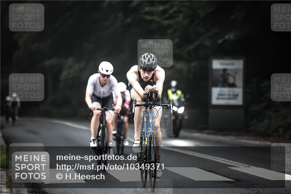 13.09.2026 - Stadtparktriathlon H.Heesch http://msf.ph/oto/10349371 13.09.2026 09:16:05 Radfahren 19, 93, 168, 189 meine-sportfotos.de