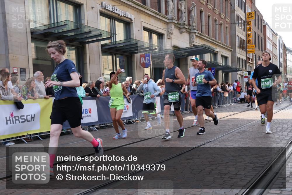 13.09.2026 - 21. swb-Marathon Bremen Strokosch-Dieckow http://msf.ph/oto/10349379 13.09.2026 13:31:16 Ziel 310, 922, 1600, 1627, 2602, 2707, 3115, 3152, 3239, 3244, 3343, 3392, 3579, 3858, 3859, 4164, 4258, 4273, 4692, 4889, 5375, 5426, 5504, 5765, 5899, 5979, 6039, 6062, 6100, 6147, 6193, 6213, 6581, 6602, 6968, 6971, 7001, 7032, 7260, 7608, 7941, 7964, 8042, 8078, 8166, 8205, 8206, 8239, 8339, 8364, 8495, 8522, 9033, 9155, 9293, 9568, 9903, 9914, 13151, 217, 1189, 1398, 1479, 2244, 2513, 2802, 2902, 3360, 3396, 3762, 3800, 4477, 6307, 7198, 7760, 7798, 8543 meine-sportfotos.de