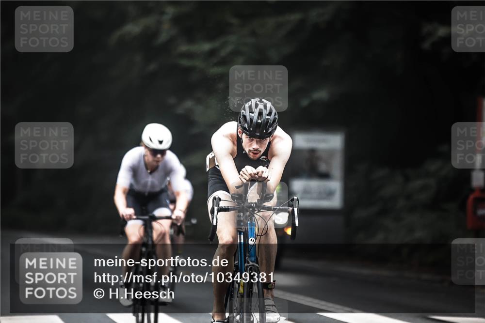 13.09.2026 - Stadtparktriathlon H.Heesch http://msf.ph/oto/10349381 13.09.2026 09:16:05 Radfahren 19, 93, 168, 189 meine-sportfotos.de