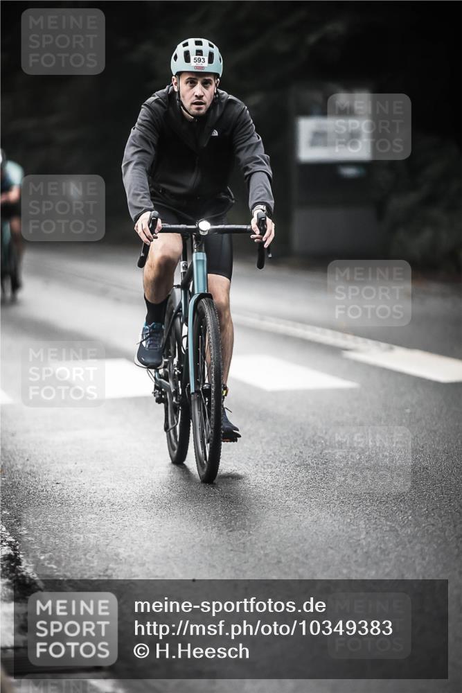 13.09.2026 - Stadtparktriathlon H.Heesch http://msf.ph/oto/10349383 13.09.2026 11:00:58 Radfahren 423, 484, 504, 566, 593, 616, 622, 625, 647 meine-sportfotos.de
