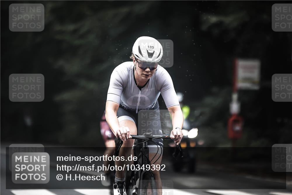 13.09.2026 - Stadtparktriathlon H.Heesch http://msf.ph/oto/10349392 13.09.2026 09:16:06 Radfahren 19, 93, 156, 168, 189 meine-sportfotos.de