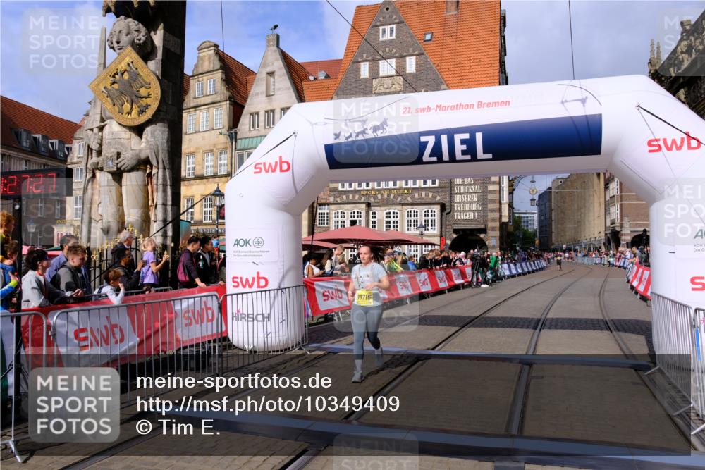 13.09.2026 - 21. swb-Marathon Bremen Tim E. http://msf.ph/oto/10349409 13.09.2026 11:22:44 Ziel 10710, 10968, 11423, 11579, 12444 meine-sportfotos.de