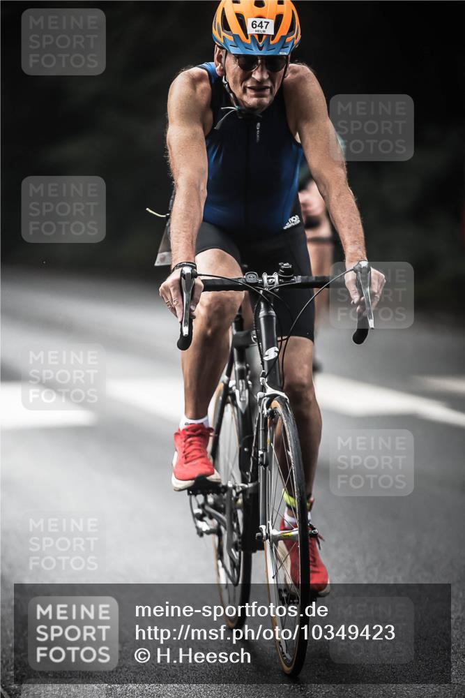13.09.2026 - Stadtparktriathlon H.Heesch http://msf.ph/oto/10349423 13.09.2026 11:01:01 Radfahren 423, 504, 593, 622, 625, 647, 1797 meine-sportfotos.de