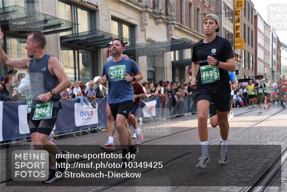 13.09.2026 - 21. swb-Marathon Bremen Strokosch-Dieckow http://msf.ph/oto/10349425 13.09.2026 13:31:17 Ziel 310, 922, 1600, 1627, 2602, 2707, 3115, 3152, 3239, 3244, 3343, 3392, 3579, 3858, 3859, 3989, 4164, 4258, 4273, 4692, 4889, 5363, 5375, 5426, 5504, 5899, 5979, 6039, 6062, 6100, 6147, 6193, 6213, 6581, 6602, 6968, 6971, 7001, 7032, 7260, 7608, 7941, 7964, 8042, 8078, 8166, 8205, 8206, 8239, 8339, 8364, 8495, 8522, 9033, 9155, 9293, 9568, 9903, 9914, 13151, 217, 1189, 1398, 1479, 2244, 2513, 2802, 2902, 3360, 3396, 3762, 3800, 4477, 6307, 7198, 7760, 7798, 8543 meine-sportfotos.de