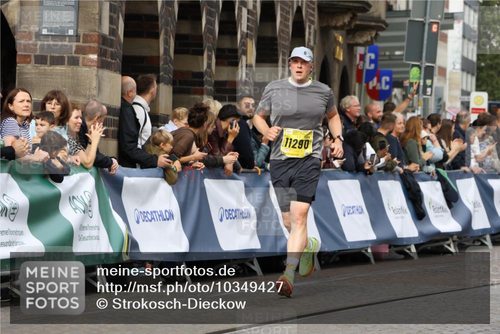 13.09.2026 - 21. swb-Marathon Bremen Strokosch-Dieckow http://msf.ph/oto/10349427 13.09.2026 10:54:13 Ziel 10174, 10255, 10579, 10684, 10685, 10708, 10822, 10905, 10947, 11010, 11206, 11489, 11596, 11950, 12075, 12244, 12331, 12356, 12405, 12435, 12492, 12515, 13531, 10067, 10359, 10503, 10577, 10631, 10749, 10837, 10884, 11099, 11118, 11476, 11593, 11843, 11989, 12265, 12328 meine-sportfotos.de
