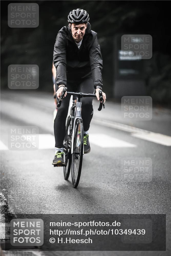 13.09.2026 - Stadtparktriathlon H.Heesch http://msf.ph/oto/10349439 13.09.2026 11:01:08 Radfahren 601, 1797 meine-sportfotos.de