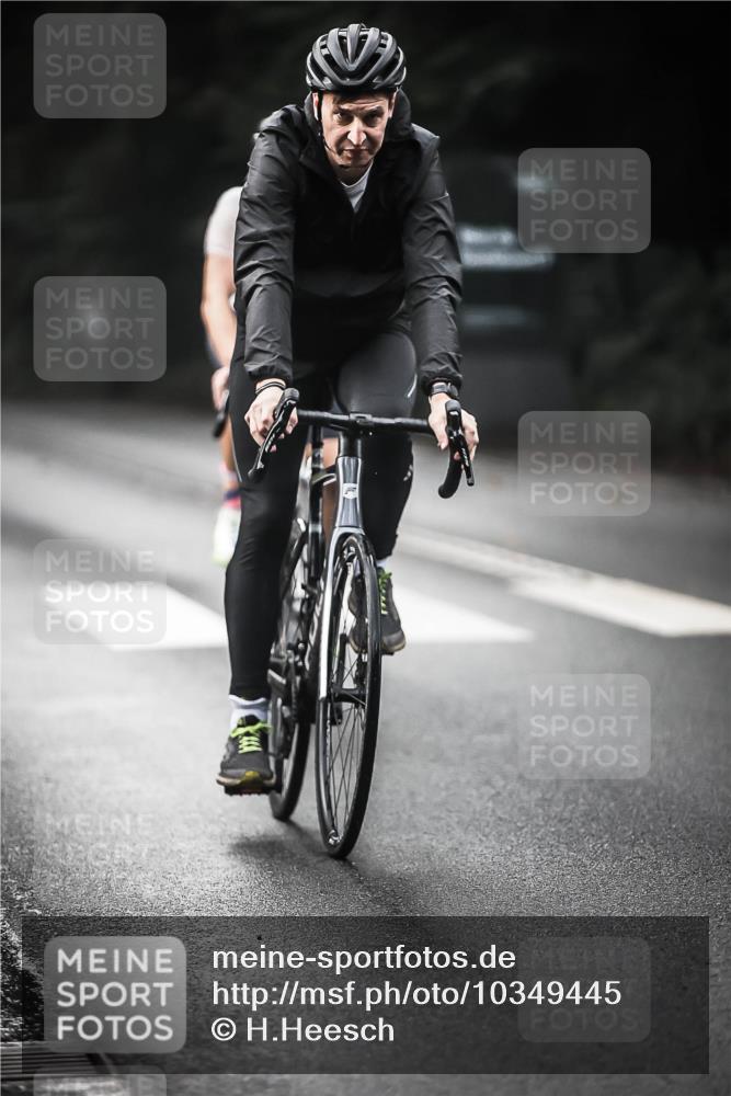 13.09.2026 - Stadtparktriathlon H.Heesch http://msf.ph/oto/10349445 13.09.2026 11:01:08 Radfahren 601, 1797 meine-sportfotos.de