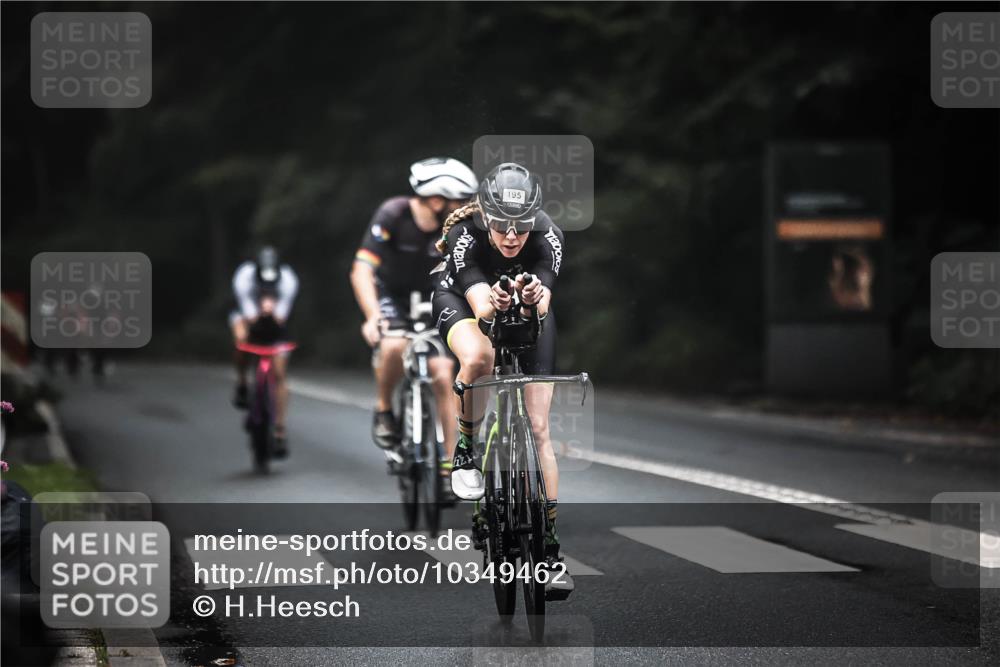 13.09.2026 - Stadtparktriathlon H.Heesch http://msf.ph/oto/10349462 13.09.2026 09:16:17 Radfahren 66, 68, 80, 100, 156, 188, 195 meine-sportfotos.de