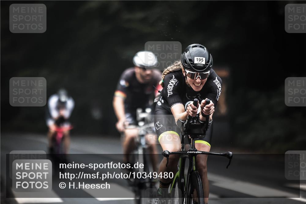 13.09.2026 - Stadtparktriathlon H.Heesch http://msf.ph/oto/10349480 13.09.2026 09:16:17 Radfahren 66, 68, 80, 100, 156, 188, 195 meine-sportfotos.de