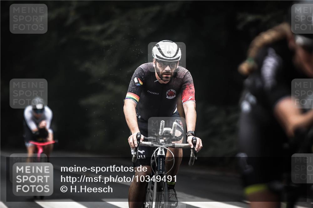 13.09.2026 - Stadtparktriathlon H.Heesch http://msf.ph/oto/10349491 13.09.2026 09:16:18 Radfahren 66, 68, 80, 100, 156, 176, 188, 195 meine-sportfotos.de