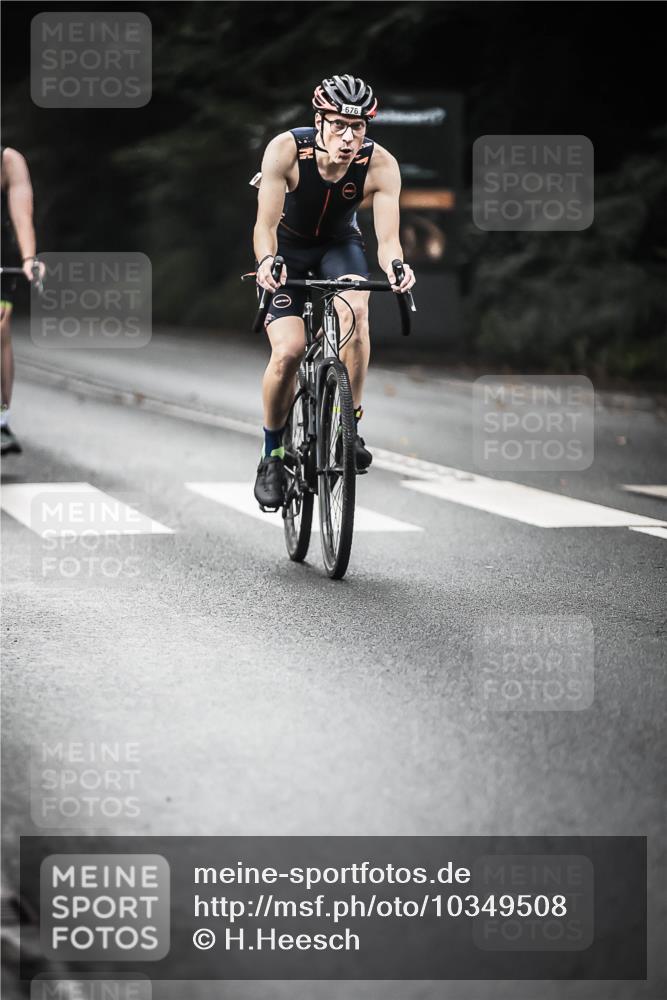 13.09.2026 - Stadtparktriathlon H.Heesch http://msf.ph/oto/10349508 13.09.2026 11:01:19 Radfahren 497, 542, 578, 594, 676, 1798 meine-sportfotos.de