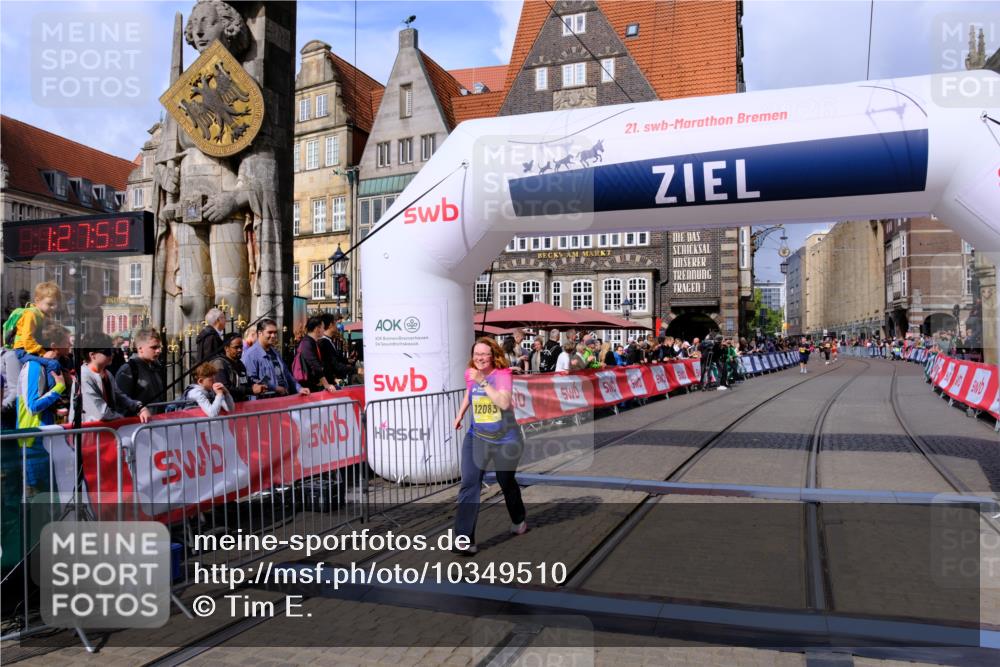 13.09.2026 - 21. swb-Marathon Bremen Tim E. http://msf.ph/oto/10349510 13.09.2026 11:23:16 Ziel 12083 meine-sportfotos.de