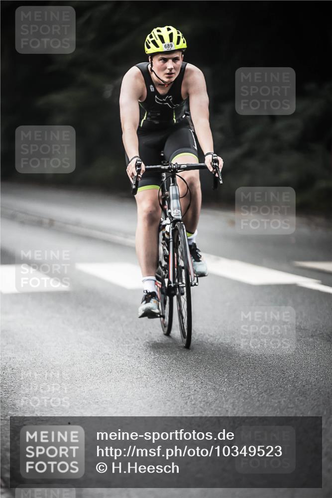 13.09.2026 - Stadtparktriathlon H.Heesch http://msf.ph/oto/10349523 13.09.2026 11:01:20 Radfahren 497, 542, 578, 594, 676, 1798 meine-sportfotos.de
