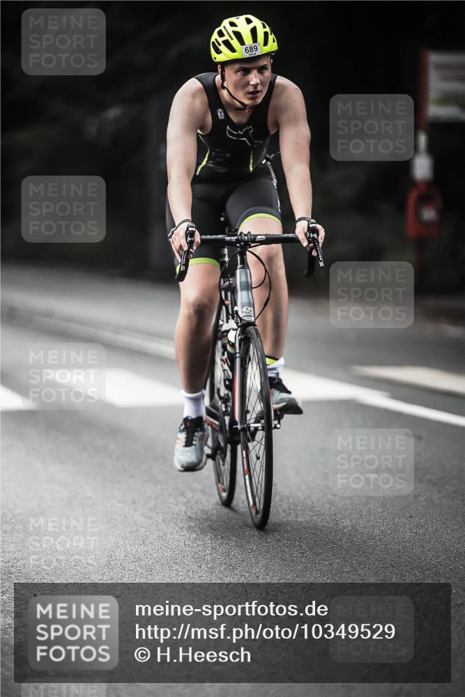 13.09.2026 - Stadtparktriathlon H.Heesch http://msf.ph/oto/10349529 13.09.2026 11:01:20 Radfahren 497, 542, 578, 594, 676, 1798 meine-sportfotos.de