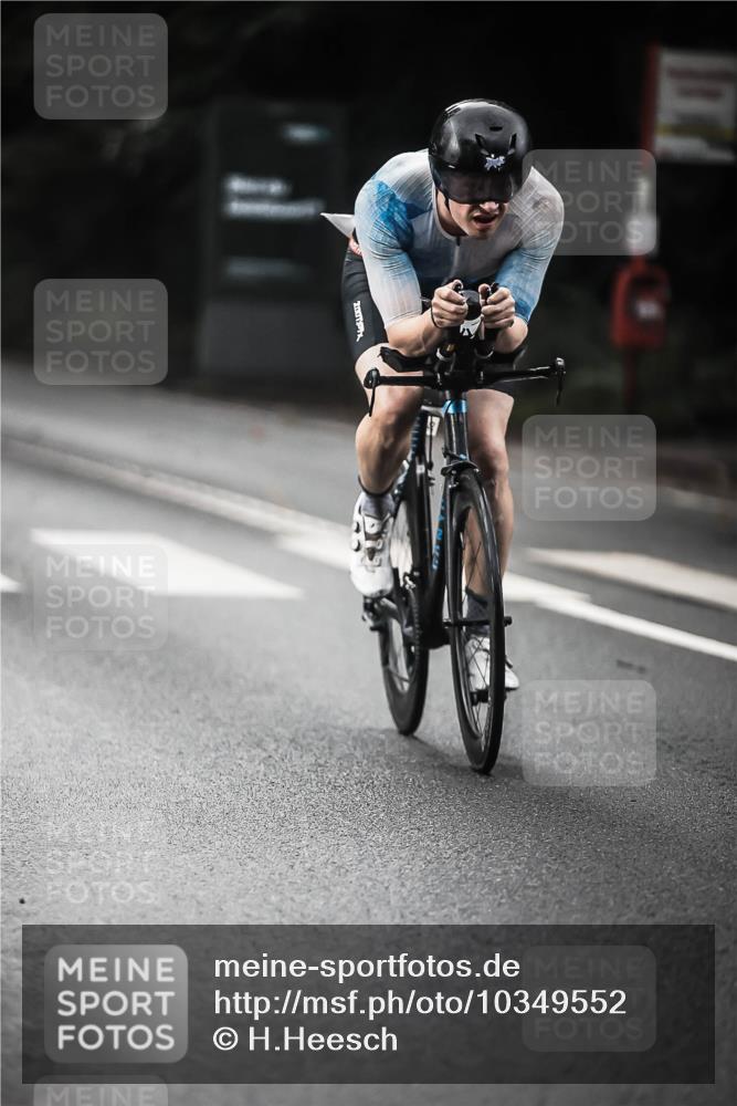 13.09.2026 - Stadtparktriathlon H.Heesch http://msf.ph/oto/10349552 13.09.2026 11:01:23 Radfahren 456, 472, 497, 542, 578, 676, 1798 meine-sportfotos.de