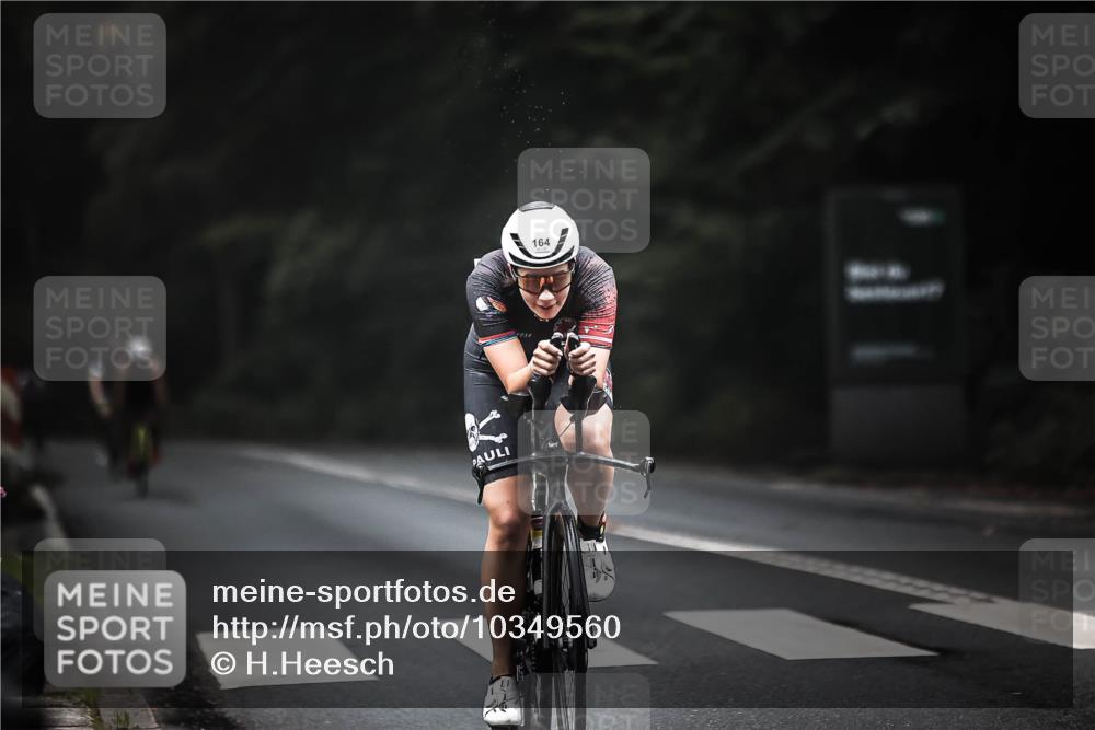 13.09.2026 - Stadtparktriathlon H.Heesch http://msf.ph/oto/10349560 13.09.2026 09:16:27 Radfahren 60, 164, 165, 176 meine-sportfotos.de