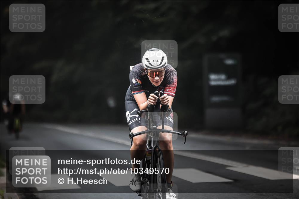 13.09.2026 - Stadtparktriathlon H.Heesch http://msf.ph/oto/10349570 13.09.2026 09:16:27 Radfahren 60, 164, 165, 176 meine-sportfotos.de