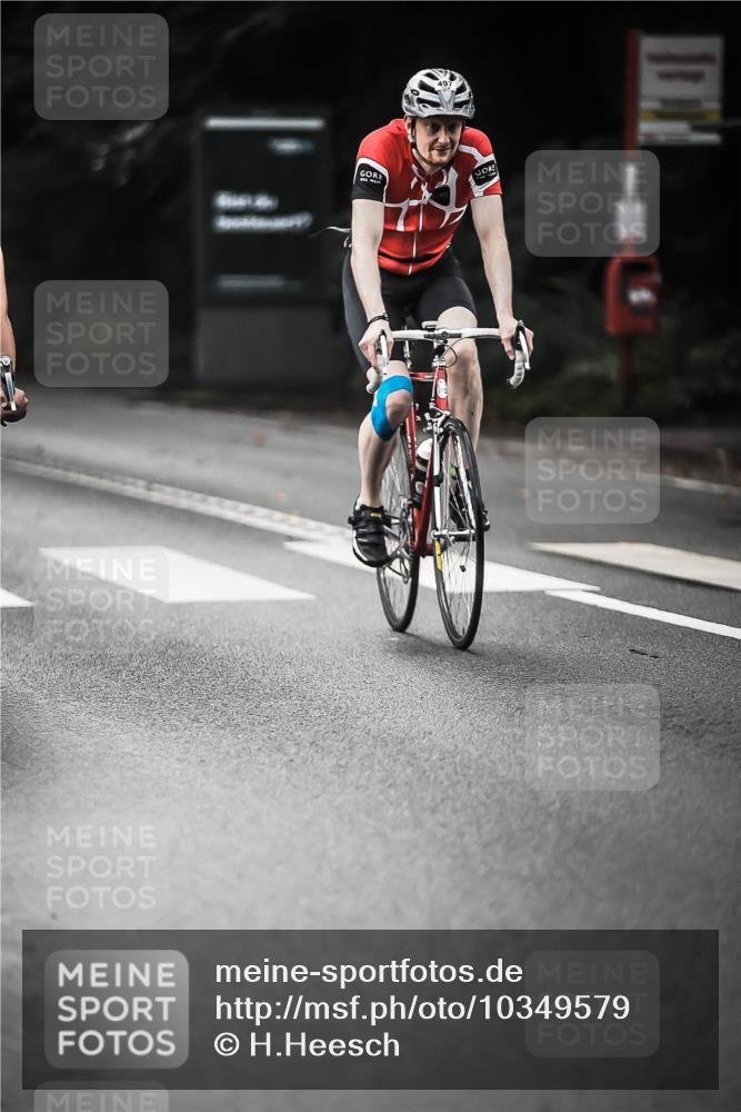 13.09.2026 - Stadtparktriathlon H.Heesch http://msf.ph/oto/10349579 13.09.2026 11:01:25 Radfahren 456, 472, 497, 542, 578, 676, 1798 meine-sportfotos.de