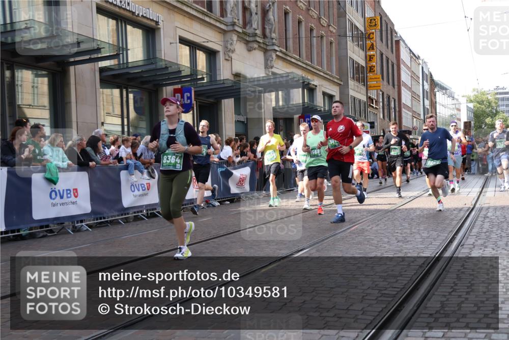 13.09.2026 - 21. swb-Marathon Bremen Strokosch-Dieckow http://msf.ph/oto/10349581 13.09.2026 13:31:22 Ziel 310, 578, 922, 1600, 2707, 3115, 3239, 3244, 3278, 3579, 3858, 3859, 3989, 4030, 4164, 4258, 4273, 4692, 4889, 4998, 5158, 5363, 5426, 5504, 5899, 6039, 6062, 6100, 6193, 6213, 6354, 6581, 6602, 6971, 7032, 7242, 7260, 7608, 7790, 7941, 7964, 8042, 8078, 8166, 8205, 8206, 8239, 8364, 8495, 8522, 9016, 9033, 9155, 9188, 9293, 9568, 9785, 9903, 9914, 13151, 13231, 217, 1398, 1479, 1627, 2244, 2513, 2602, 2707, 2802, 3152, 3343, 3392, 3396, 3762, 3800, 4477, 7198, 7798 meine-sportfotos.de