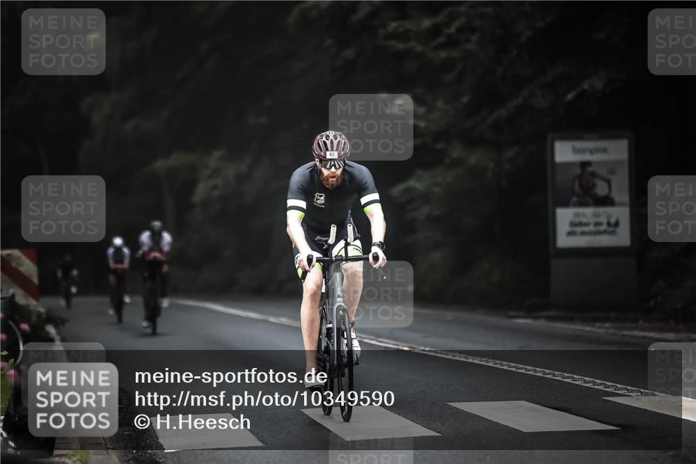 13.09.2026 - Stadtparktriathlon H.Heesch http://msf.ph/oto/10349590 13.09.2026 09:16:33 Radfahren 60, 83, 127, 164, 190 meine-sportfotos.de